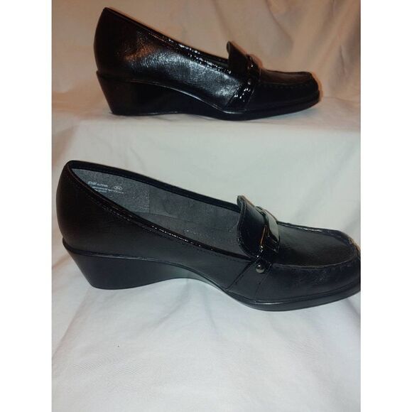 A2 By Aerosoles Women's Size 6.5M Black Patent Leather Wedge Loafers - Picture 3 of 11